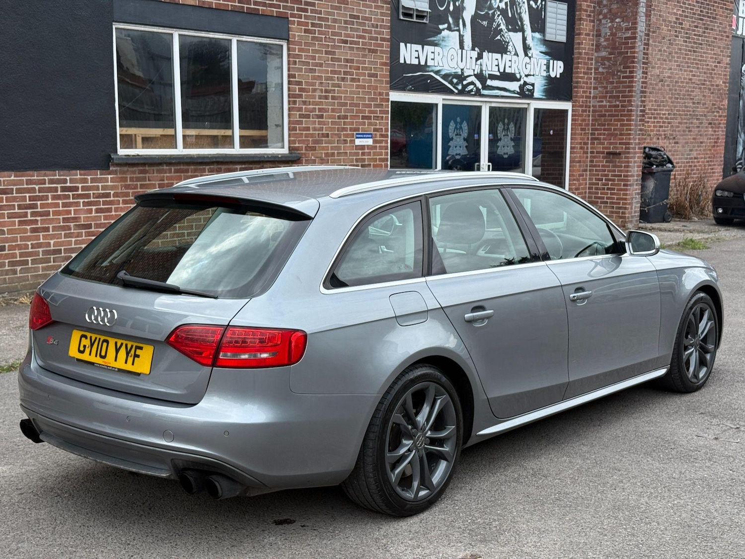 Used Audi S4 Avant 2010 for sale - 76151464: Photo 25