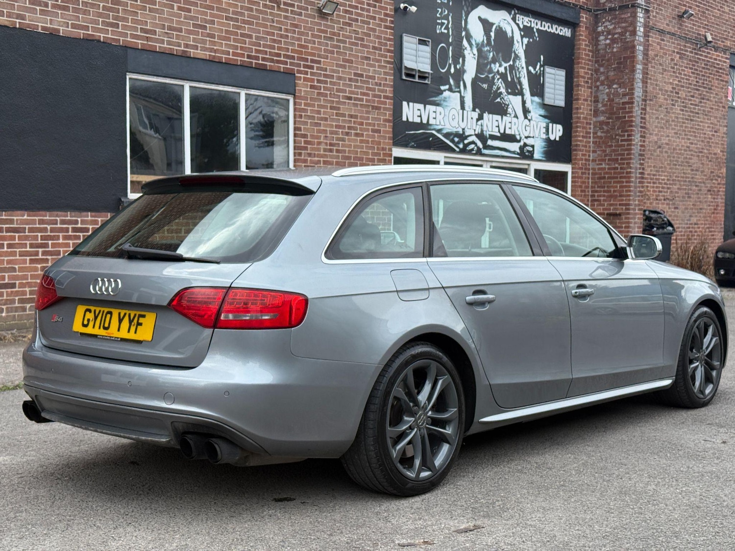 Used Audi S4 Avant 2010 for sale - 76151464: Photo 26