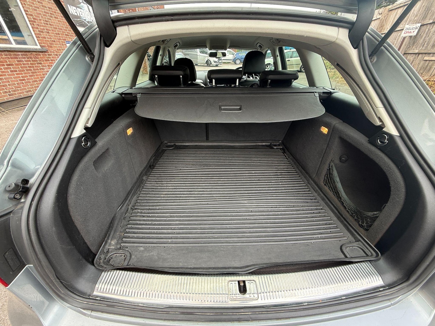 Used Audi S4 Avant 2010 for sale - 76151464: Photo 50