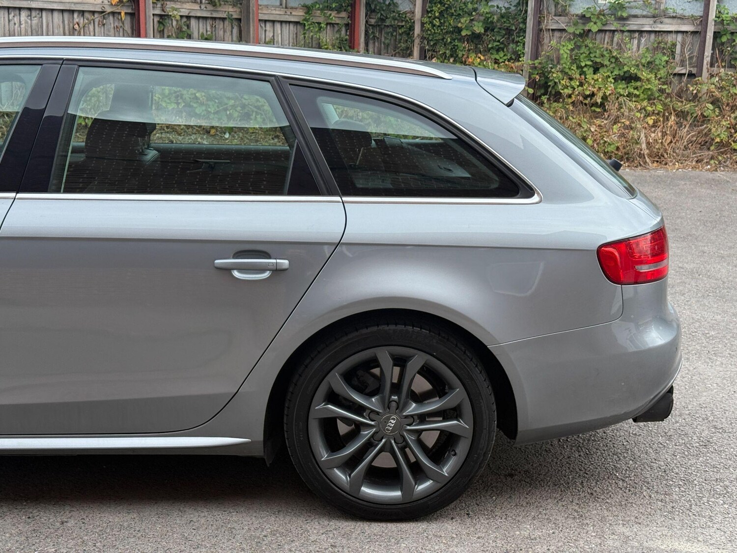 Used Audi S4 Avant 2010 for sale - 76151464: Photo 58