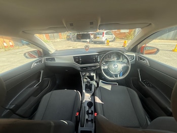 Used Volkswagen Polo 2018 for sale - 79224099: Photo
