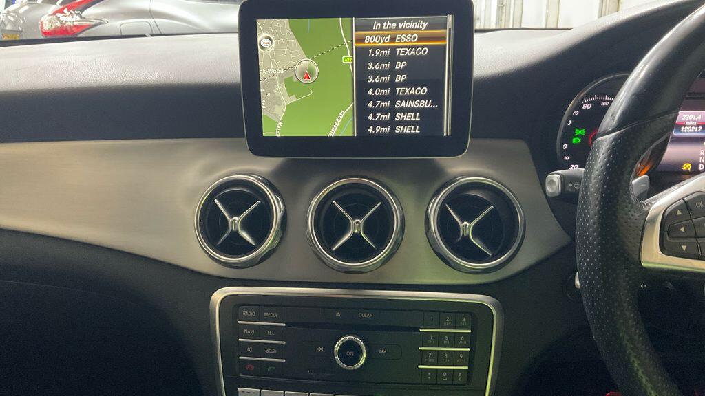 Used Mercedes-Benz GLA 2017 for sale - 77291484: Photo 2