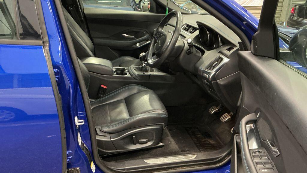 Used Jaguar E-Pace 2019 for sale - 77230285: Photo 4