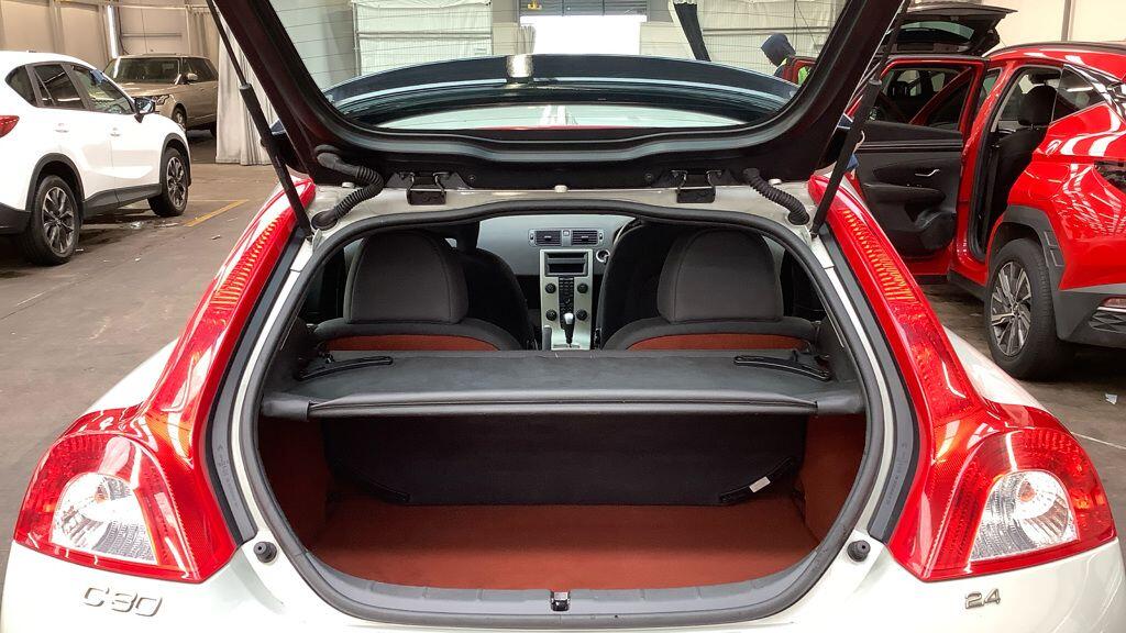 Used Volvo C30 2006 for sale - 76472560: Photo 4