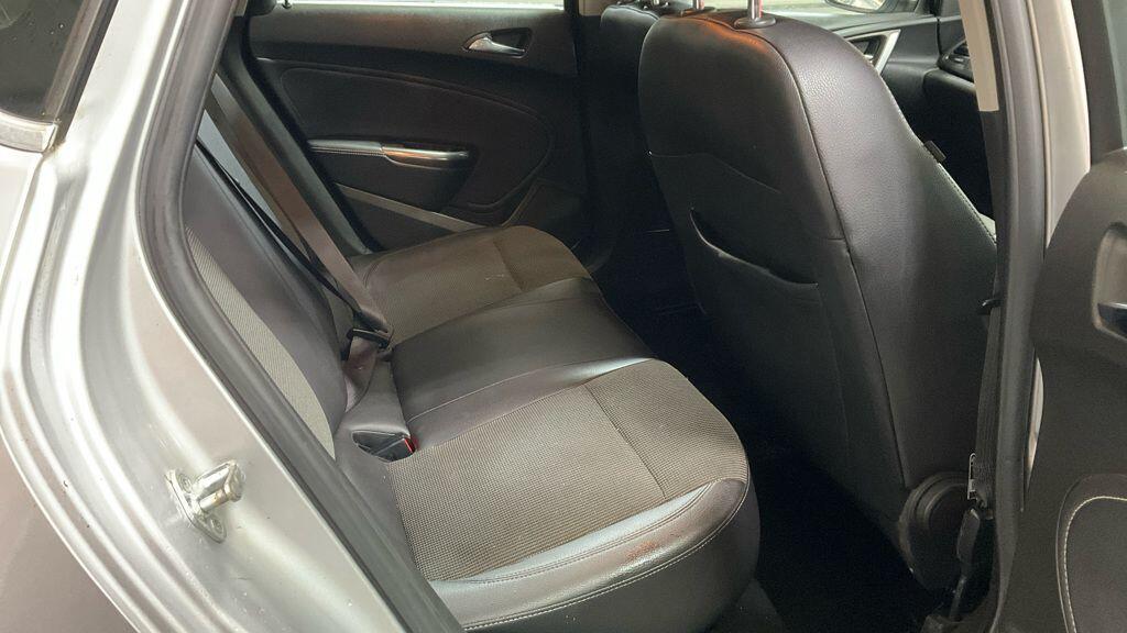 Used Vauxhall Astra for sale - 77495865: Photo 12