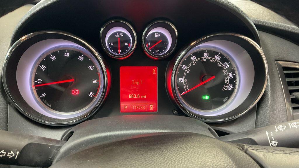 Used Vauxhall Astra for sale - 77495865: Photo 5