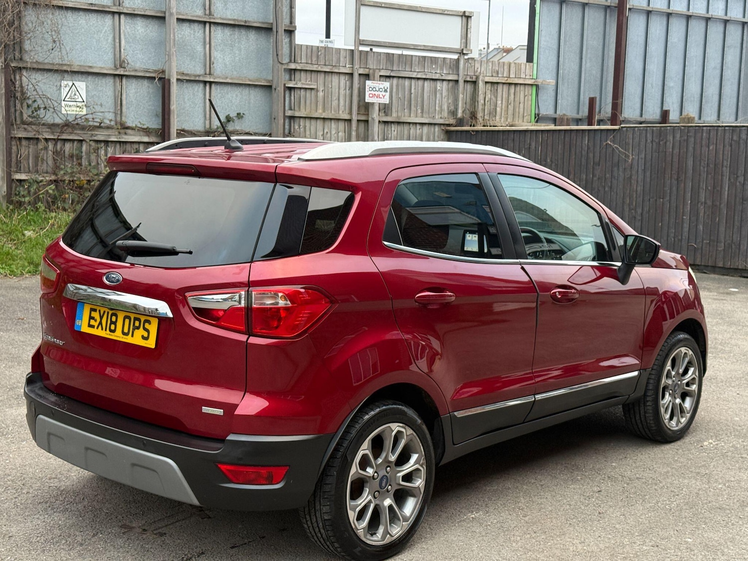 Used Ford Ecosport 2018 for sale - 76801825: Photo 28