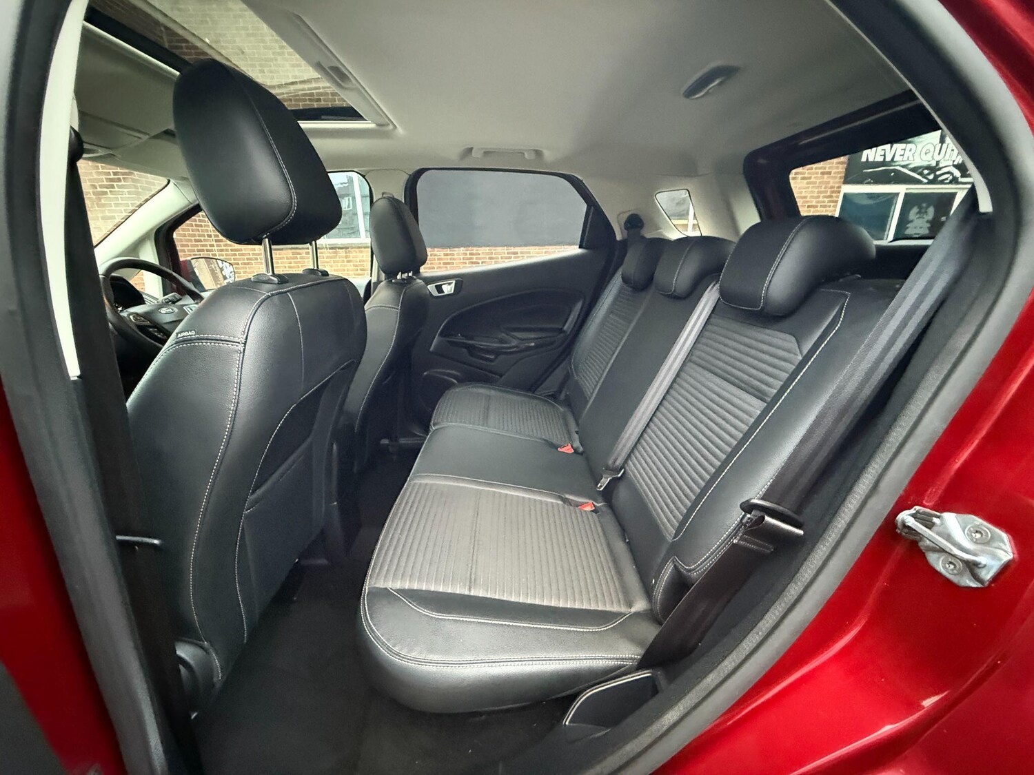 Used Ford Ecosport 2018 for sale - 76801825: Photo 40