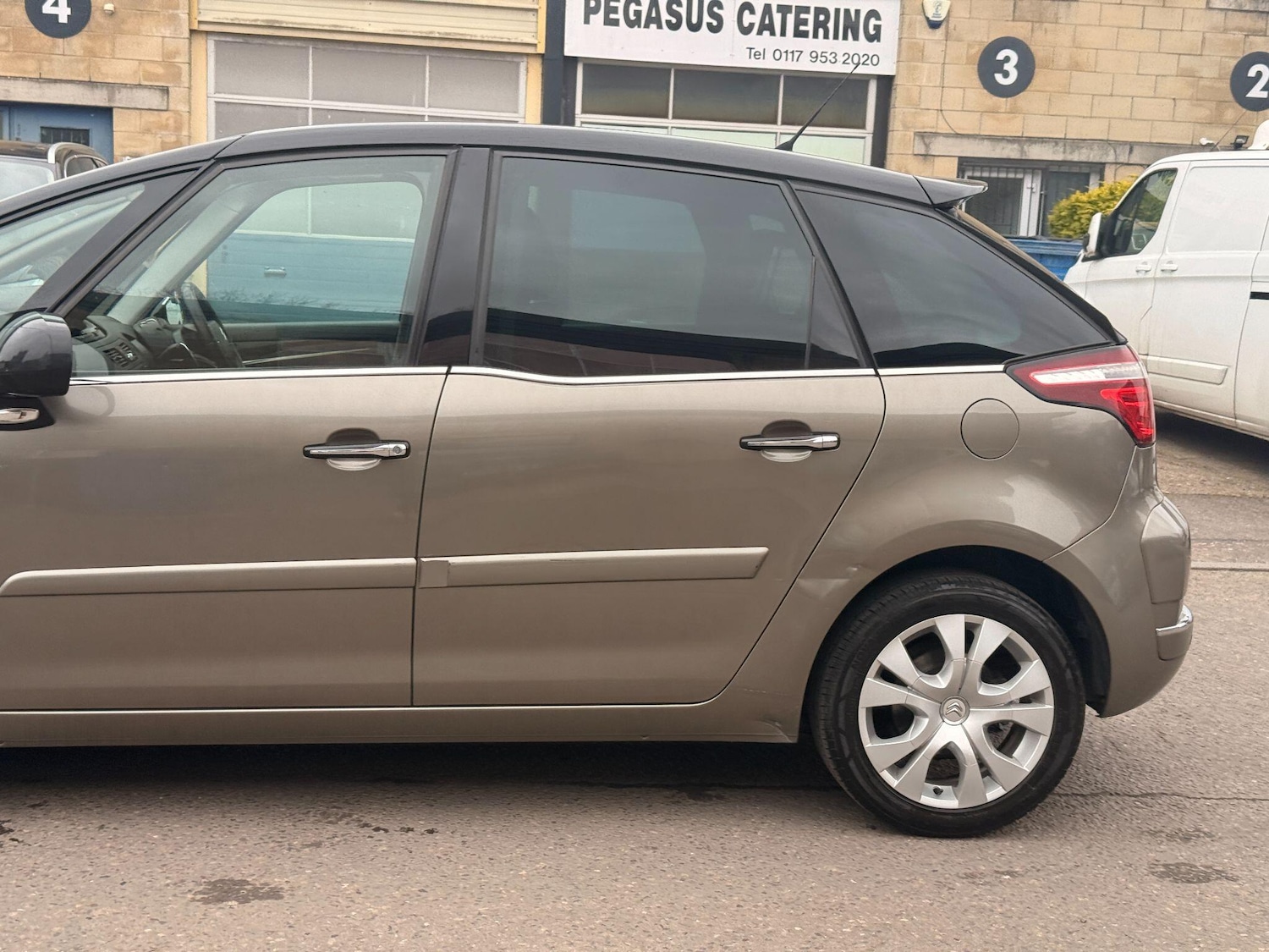 Used Citroen C4 Picasso for sale - 77854341: Photo 25