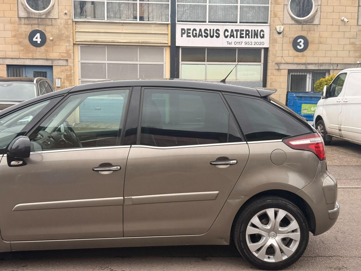 Used Citroen C4 Picasso for sale - 77854341: Photo 26