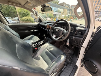 Used Toyota Hilux 2021 for sale - 79292438: Photo