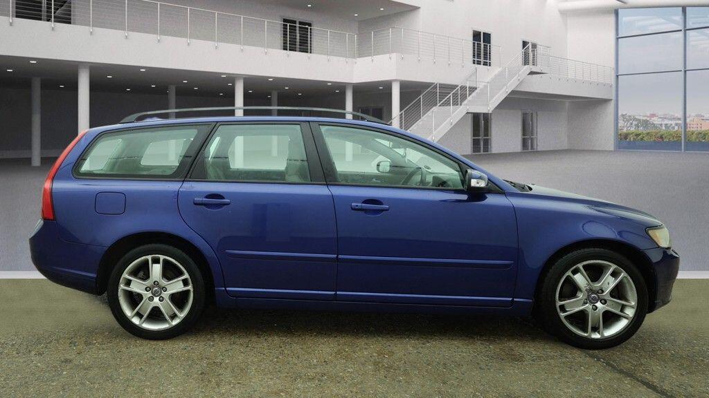 Used Volvo V50 2007 for sale - 77456260: Photo 7