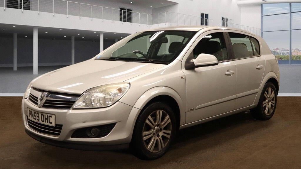 Used Vauxhall Astra 2009 for sale - 76167464: Photo 2
