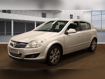 Used Vauxhall Astra 2009 for sale - 76167464: Photo 2