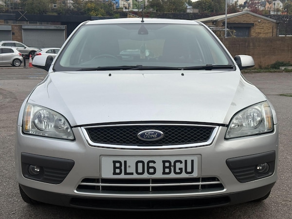 Used Ford Focus 2006 for sale - 76240245: Photo 2