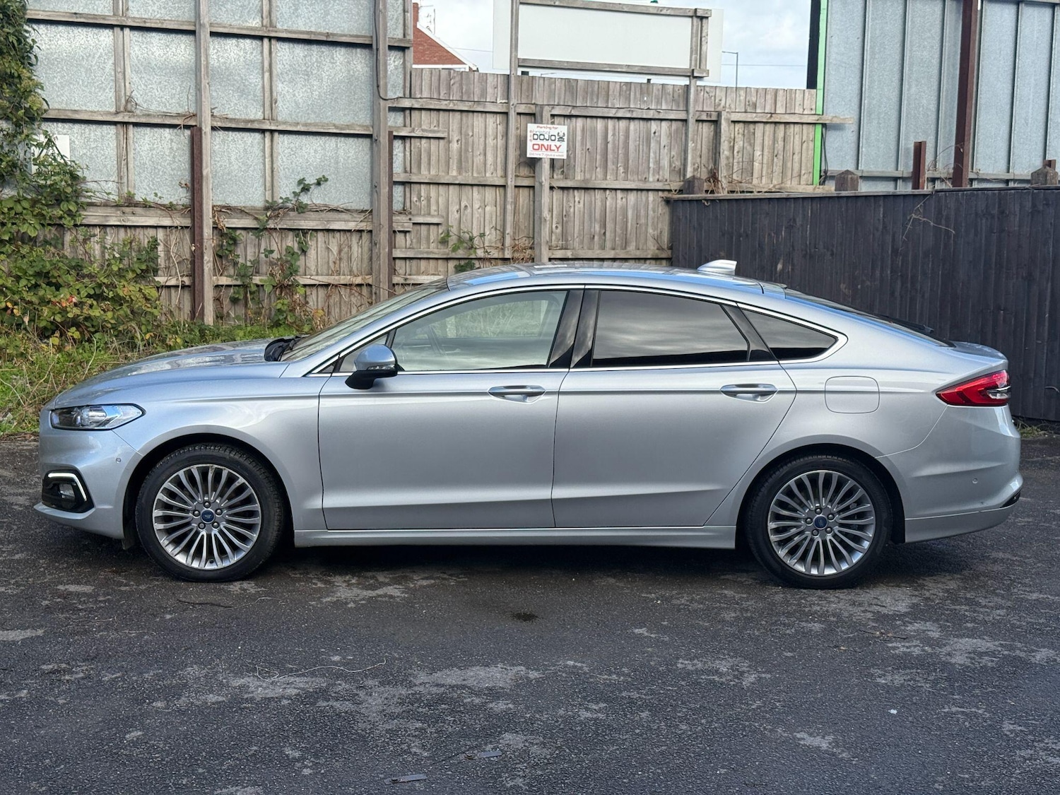 Used Ford Mondeo 2021 for sale - 76151098: Photo 24
