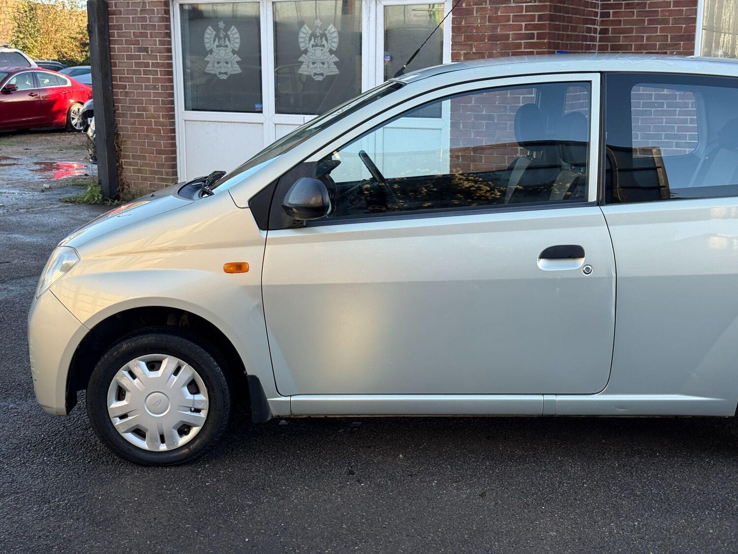 Used Daihatsu Charade 2004 for sale - 76260052: Photo 17