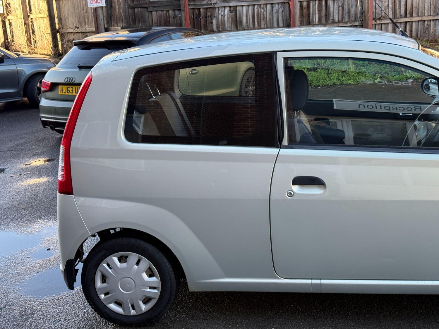 Used Daihatsu Charade 2004 for sale - 76260052: Photo 22