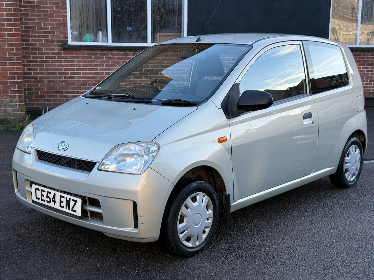 Used Daihatsu Charade 2004 for sale - 76260052: Photo 3