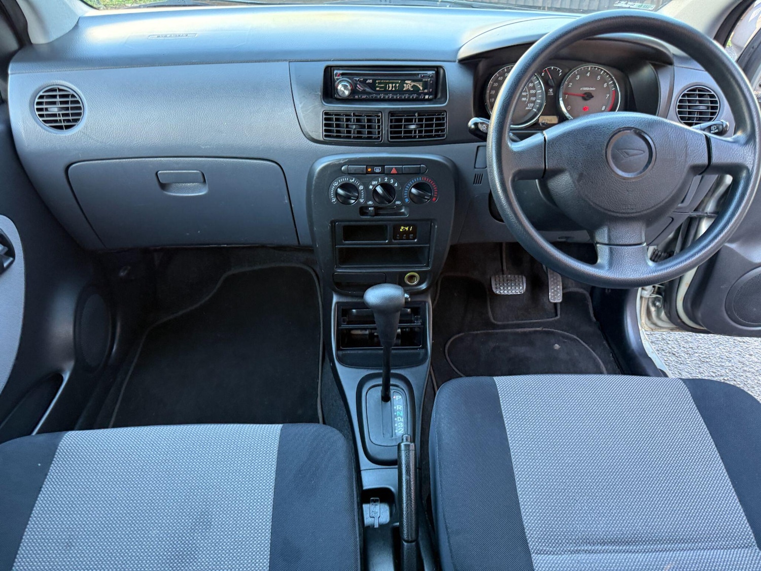 Used Daihatsu Charade 2004 for sale - 76260052: Photo 43