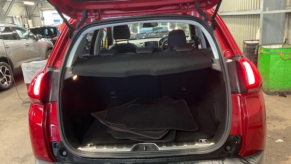 Used Peugeot 2008 2018 for sale - 76307795: Photo 11