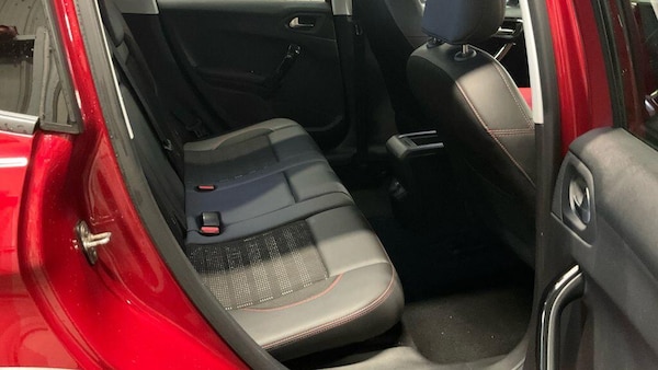 Used Peugeot 2008 2018 for sale - 76307795: Photo 4
