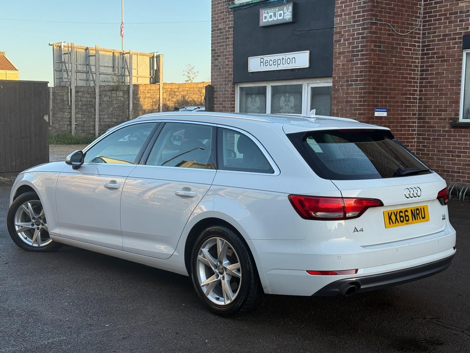 Used Audi A4 Avant 2016 for sale - 76592730: Photo 18