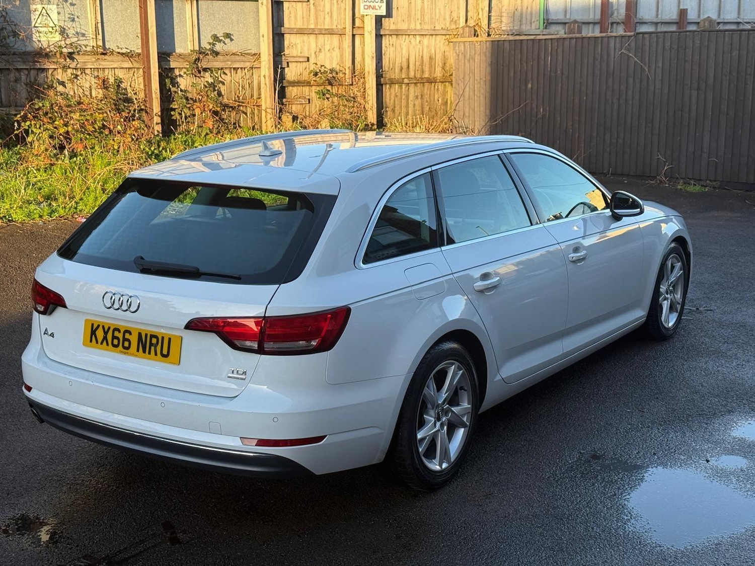 Used Audi A4 Avant 2016 for sale - 76592730: Photo 36