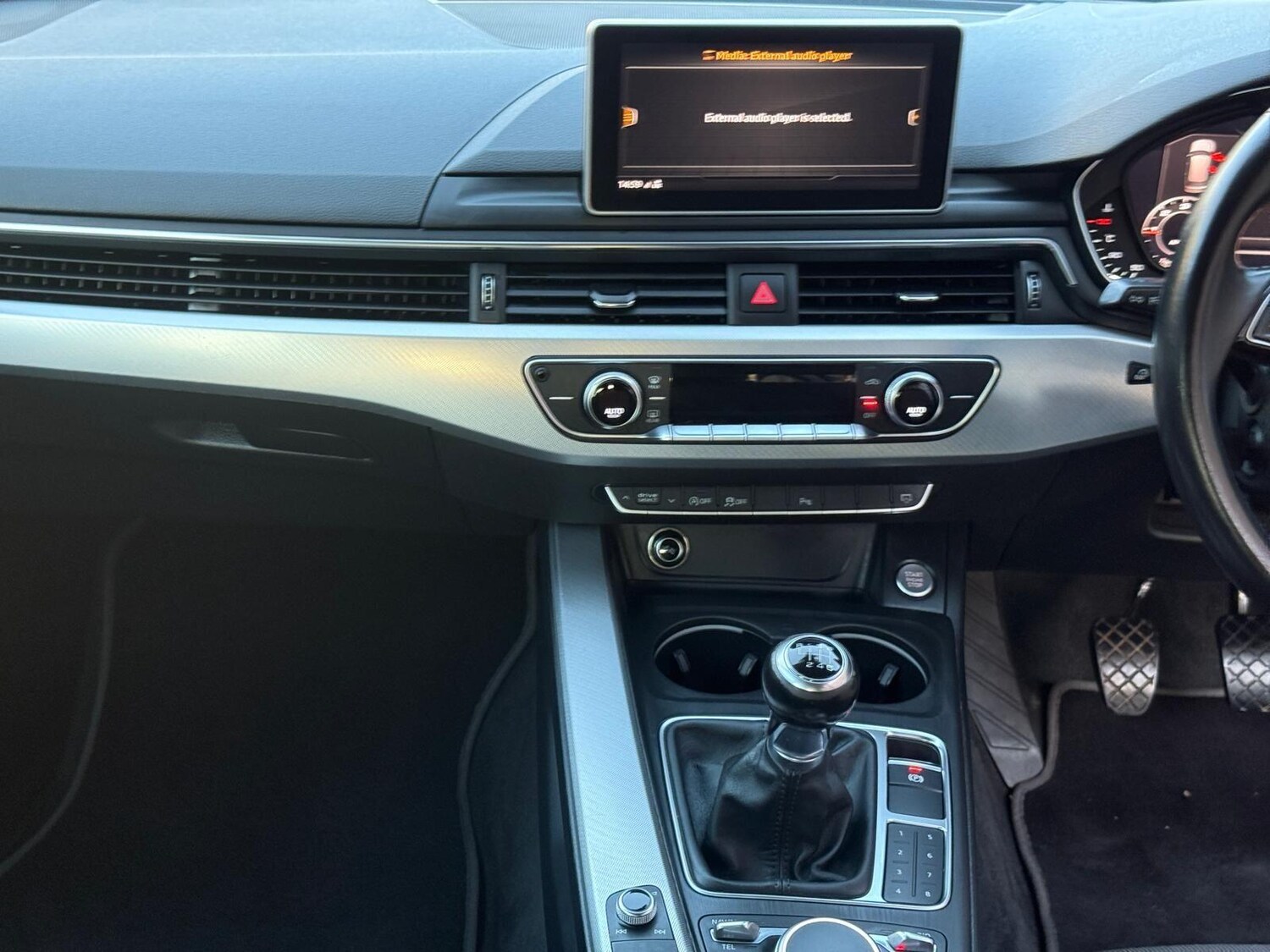 Used Audi A4 Avant 2016 for sale - 76592730: Photo 60