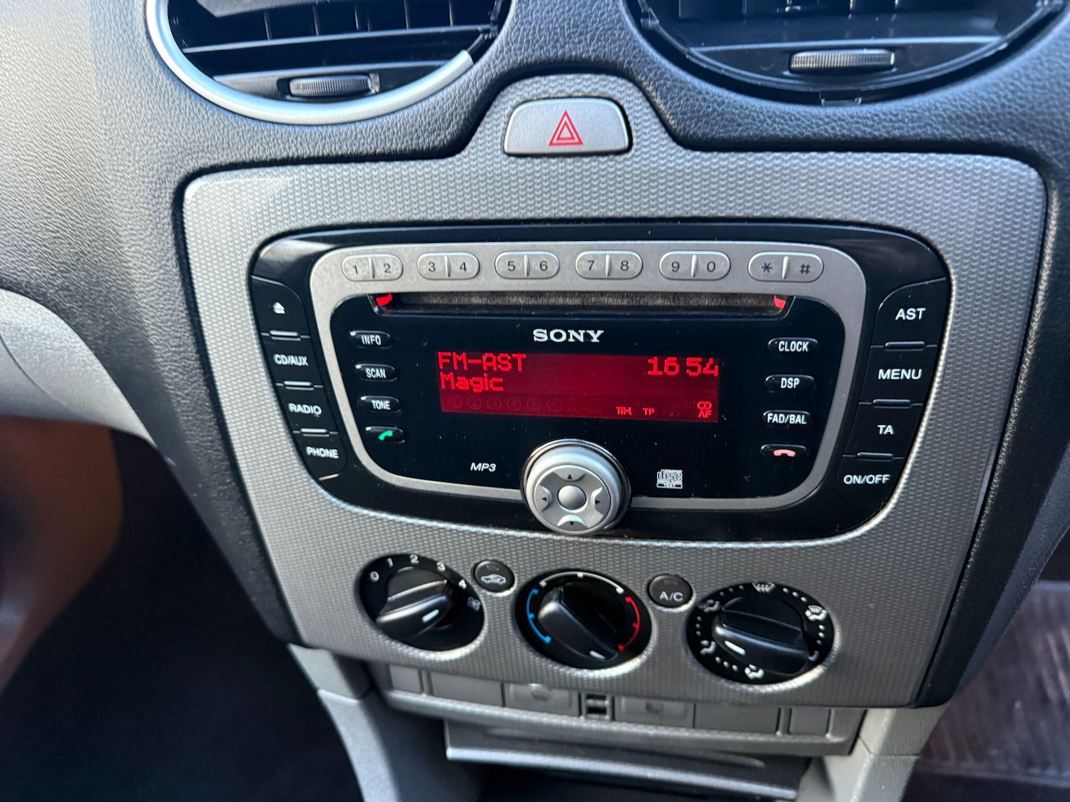 Used Ford Focus 2009 for sale - 77344455: Photo 38