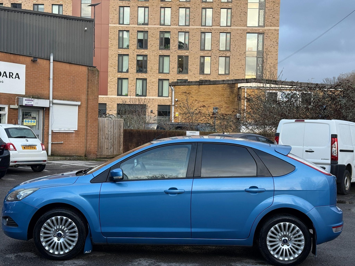 Used Ford Focus 2009 for sale - 77344455: Photo 8