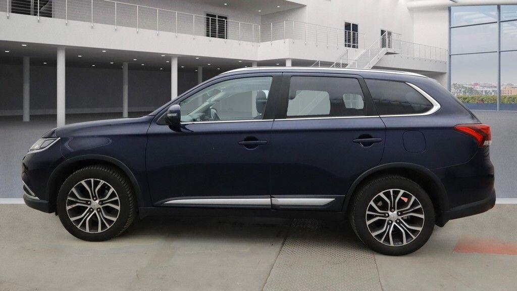 Used Mitsubishi Outlander 2017 for sale - 77633273: Photo 9