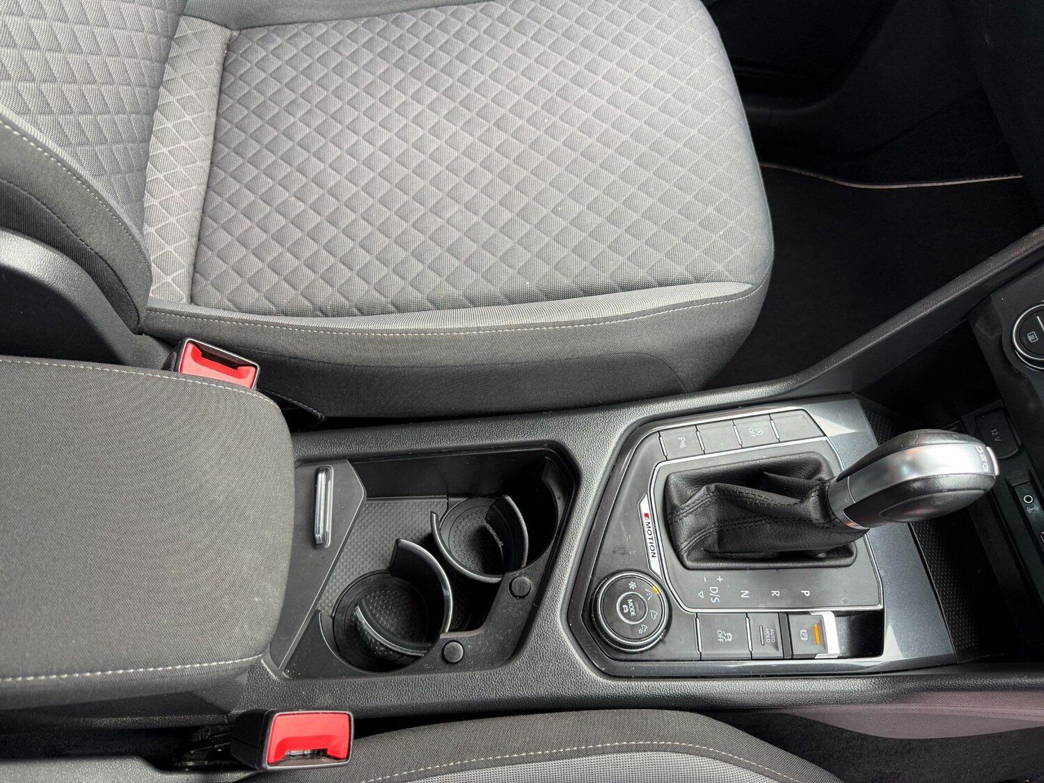 Used Volkswagen Tiguan 2018 for sale - 76398852: Photo 25