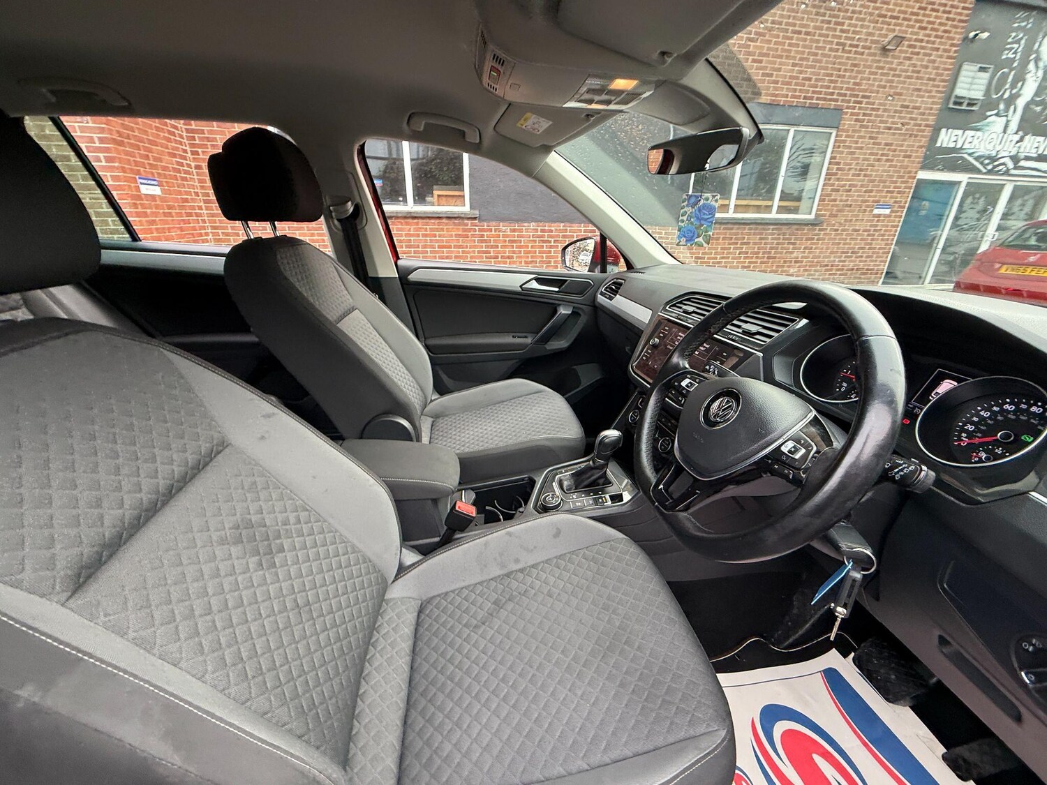 Used Volkswagen Tiguan 2018 for sale - 76398852: Photo 29