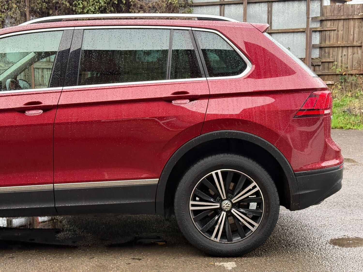 Used Volkswagen Tiguan 2018 for sale - 76398852: Photo 45