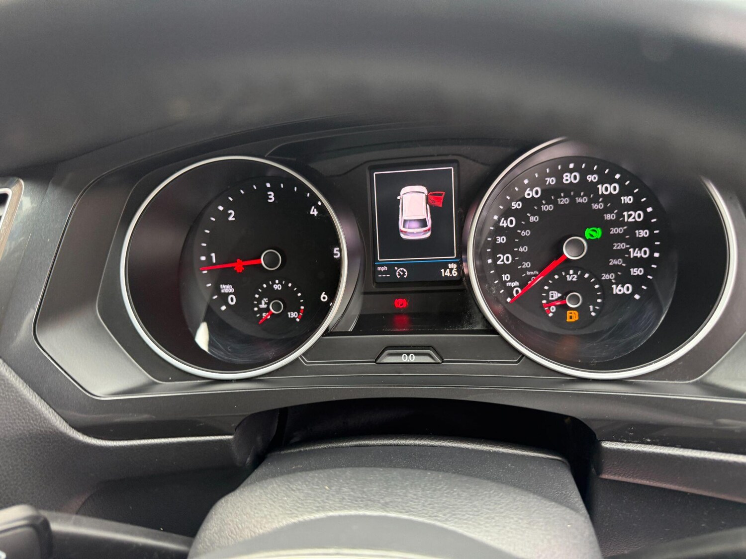 Used Volkswagen Tiguan 2018 for sale - 76398852: Photo 48