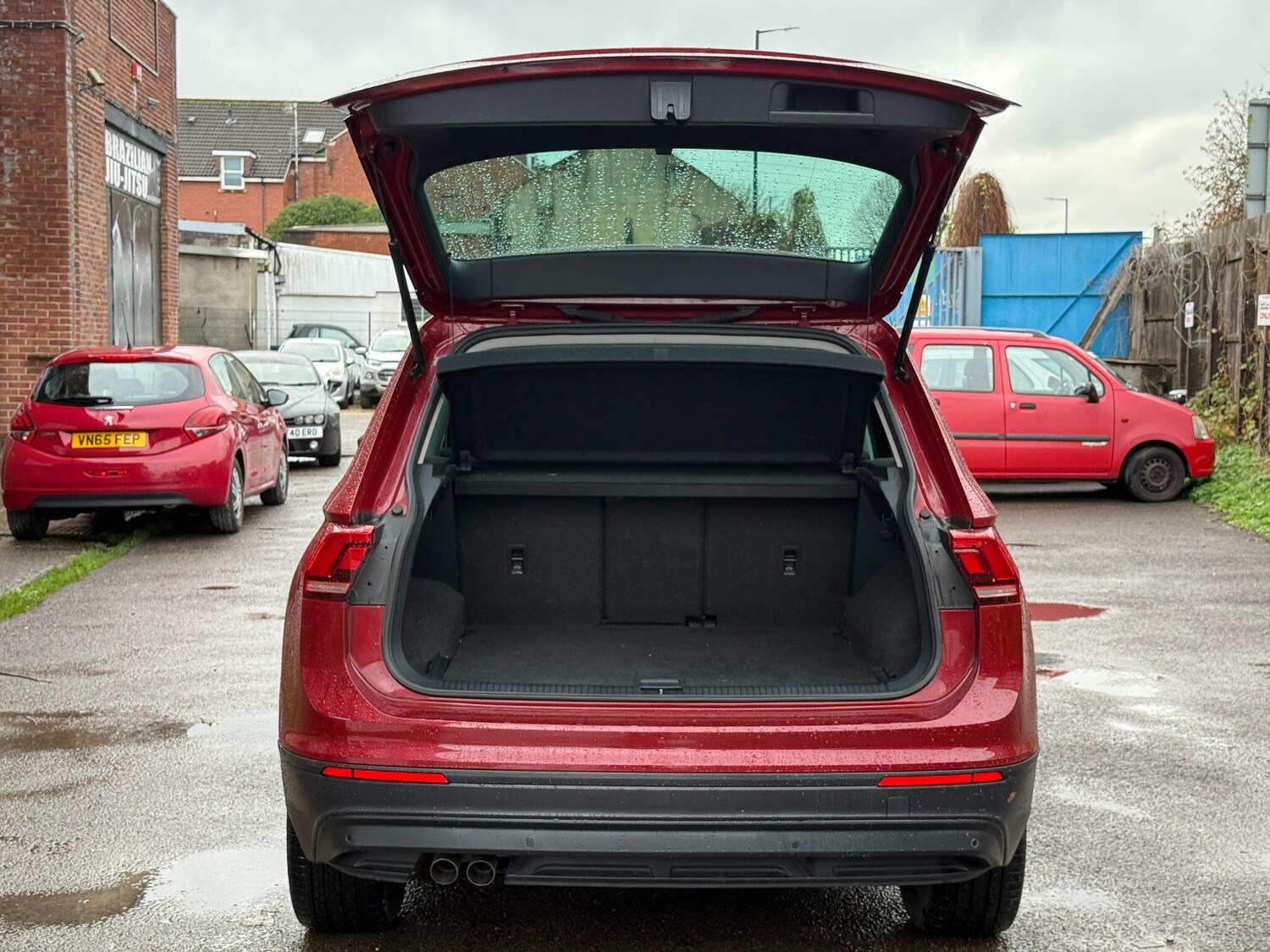 Used Volkswagen Tiguan 2018 for sale - 76398852: Photo 50