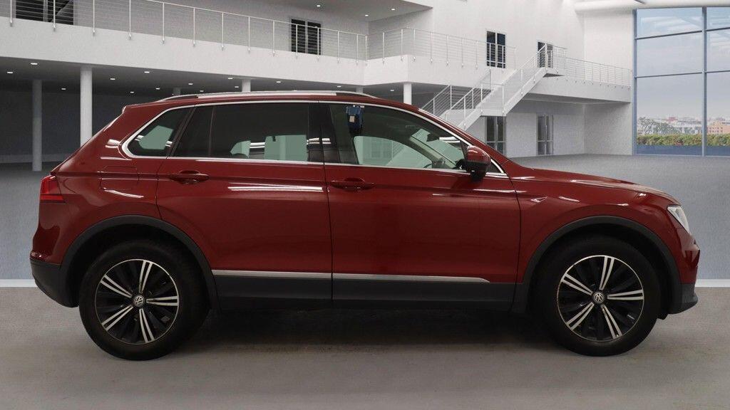 Used Volkswagen Tiguan 2018 for sale - 76398852: Photo 8