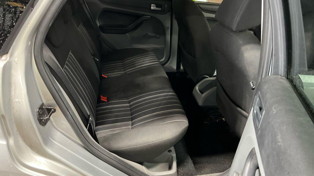 Used Ford Focus 2008 for sale - 76499375: Photo 4