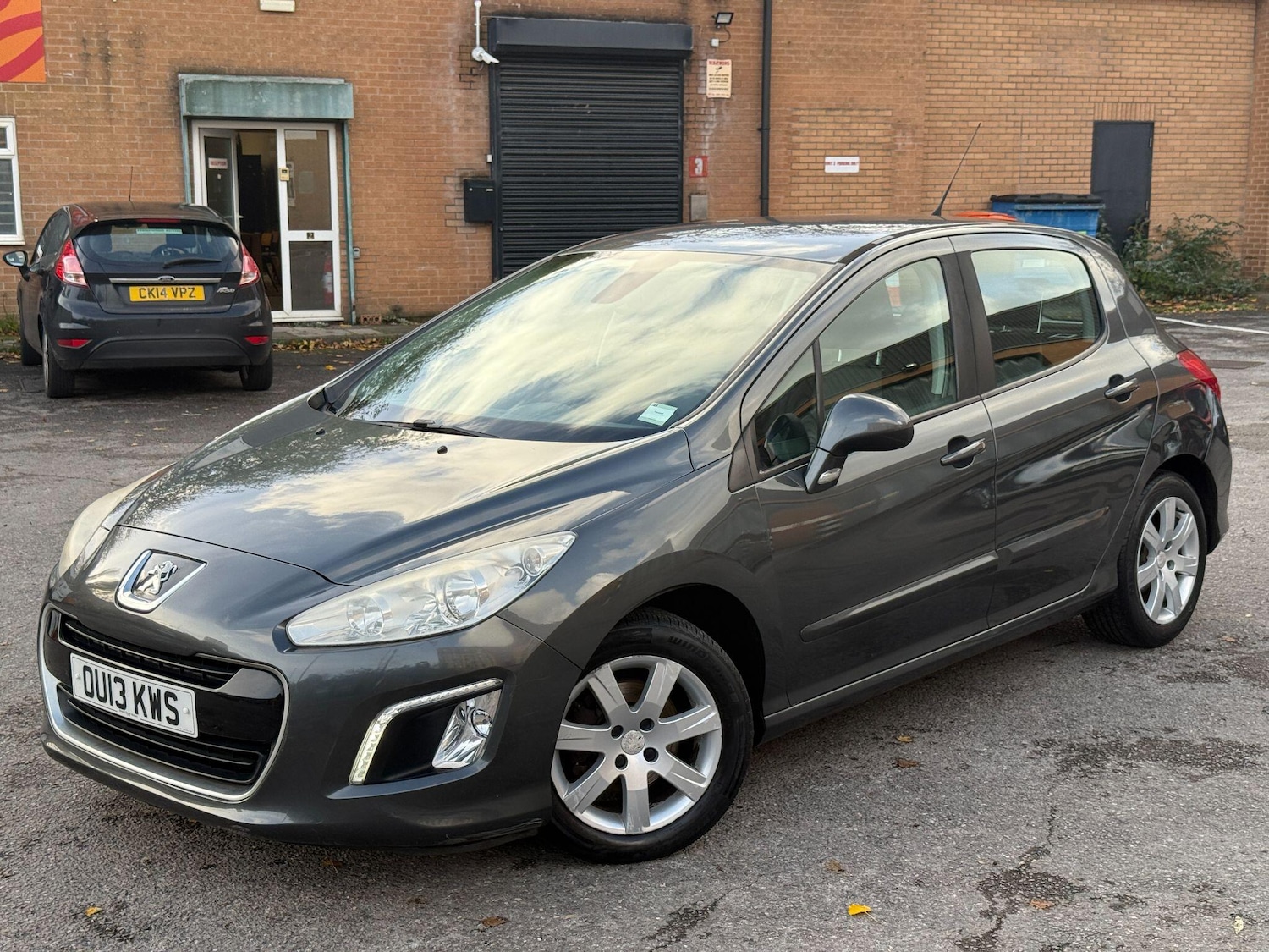 Used Peugeot 308 2013 for sale - 76572121: Photo 15