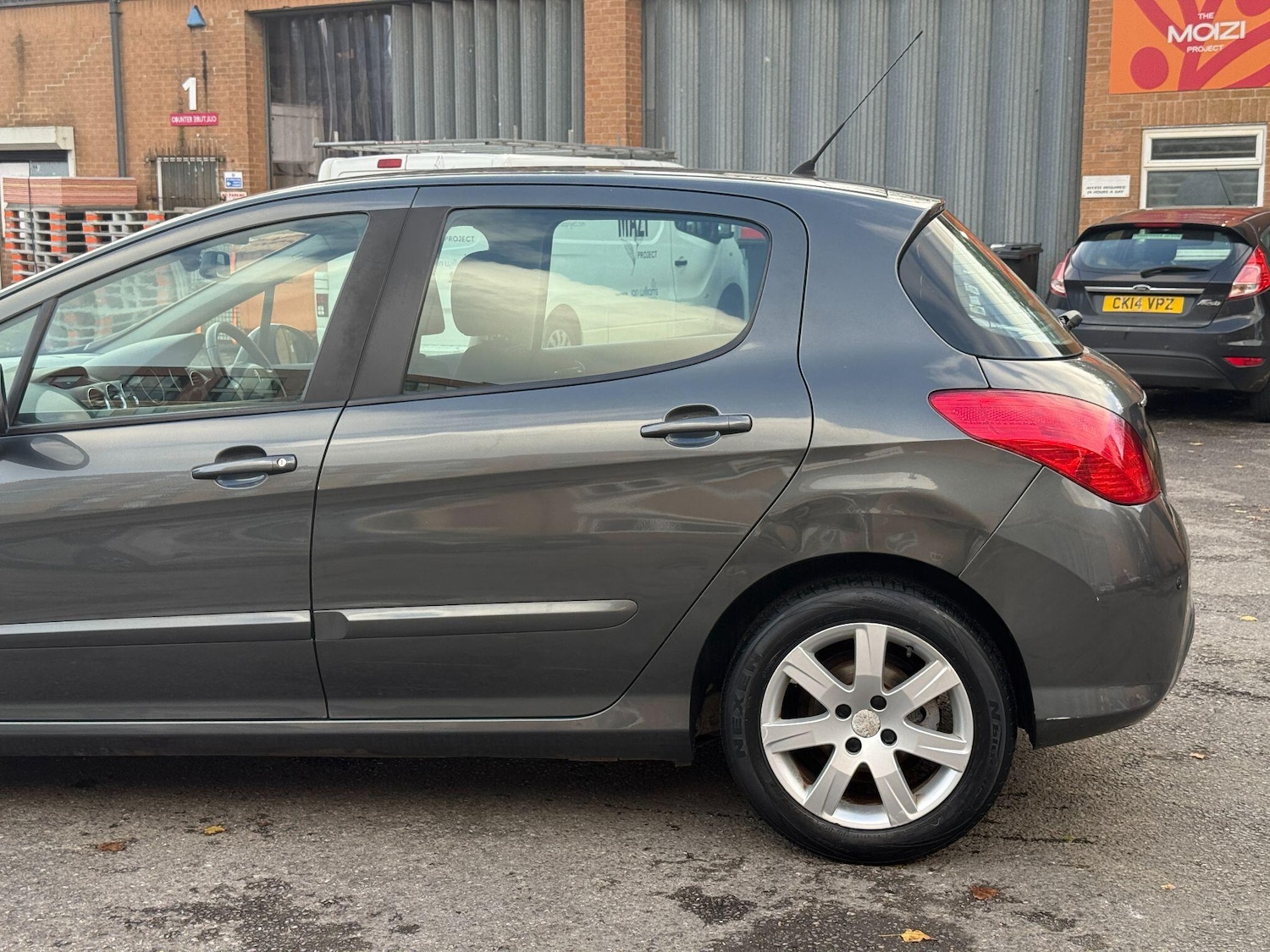 Used Peugeot 308 2013 for sale - 76572121: Photo 21