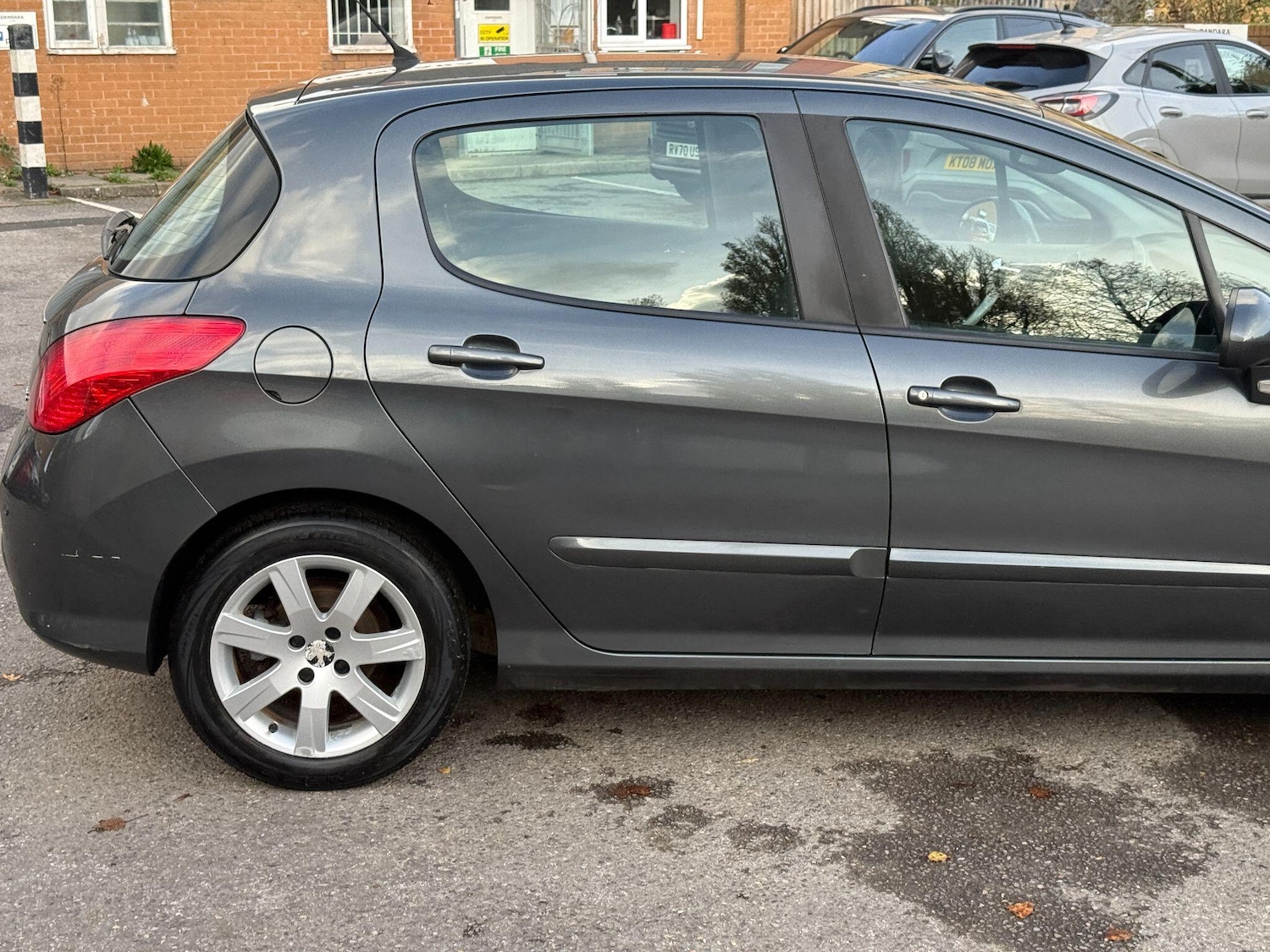 Used Peugeot 308 2013 for sale - 76572121: Photo 30