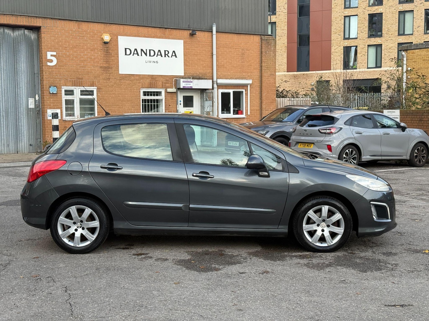 Used Peugeot 308 2013 for sale - 76572121: Photo 33