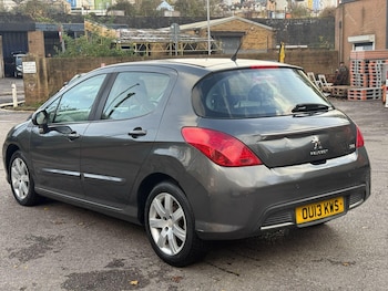 Used Peugeot 308 2013 for sale - 76572121: Photo