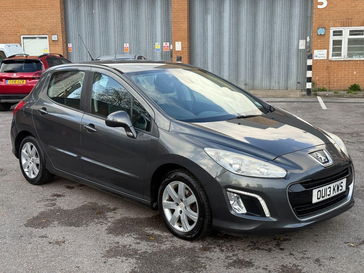 Used Peugeot 308 2013 for sale - 76572121: Photo 6