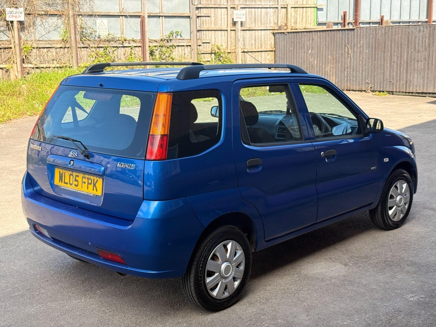 Used Suzuki Ignis 2005 for sale - 78085918: Photo 38