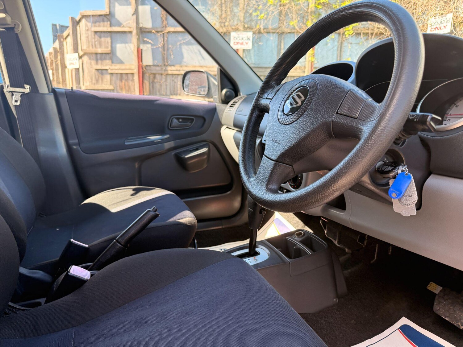 Used Suzuki Ignis 2005 for sale - 78085918: Photo 60