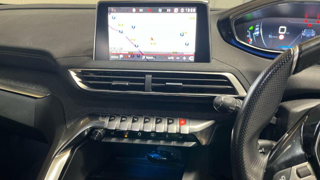 Used Peugeot 3008 2018 for sale - 77671725: Photo 3