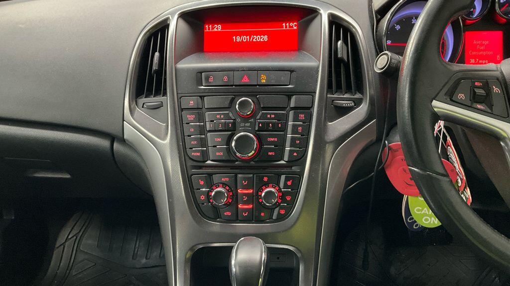 Used Vauxhall Astra 2012 for sale - 77279871: Photo 9