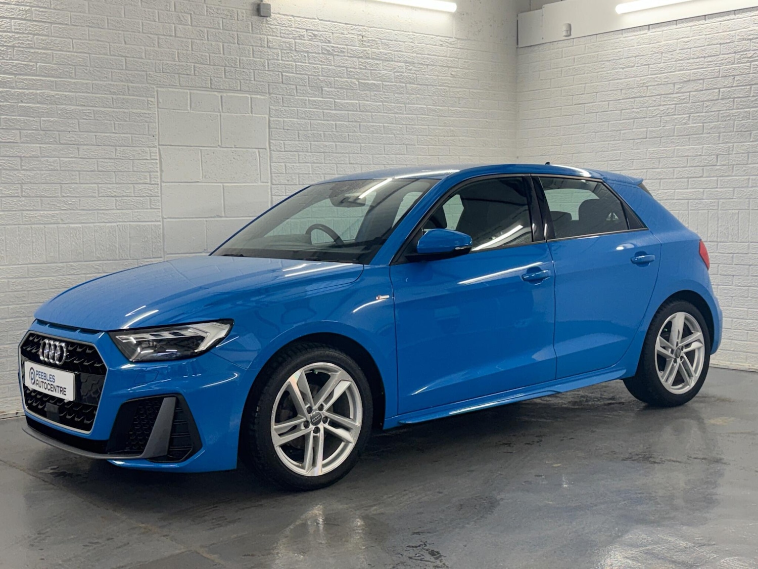 Used Audi A1 for sale - 77646898: Photo 3